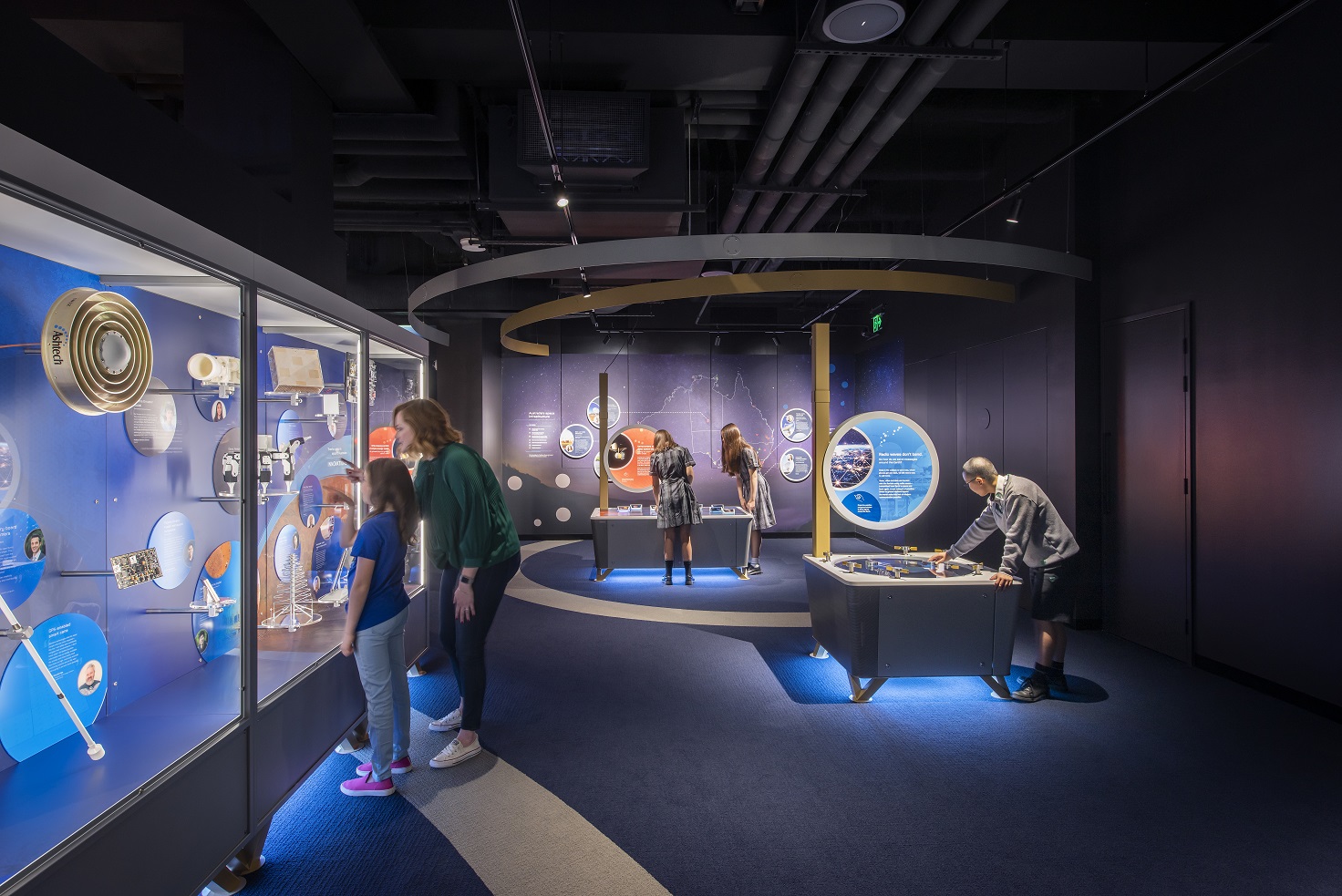Explore the Discovery Centre Department of Industry, Science and